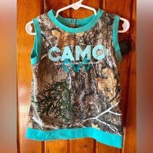 Realtree Camo 3T top